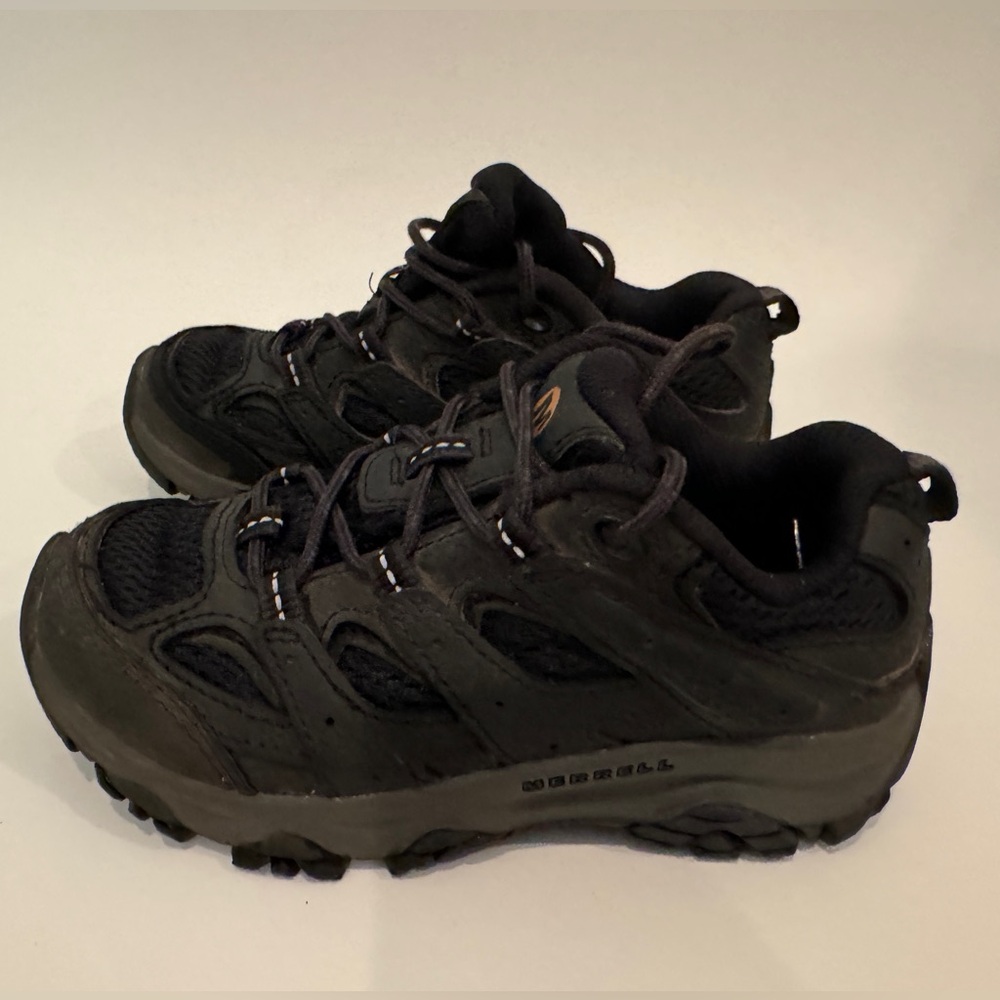 Merrell Kids Low Black Hking Shoe Size 12